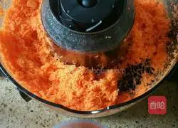 Illustration of how to make carrot hair cake 1