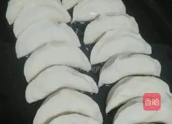 Nanjing Beef Pot Stickers Recipe Illustration 15