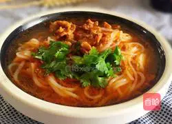 Illustration of how to make spicy rice noodles with minced meat 15