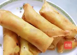 Illustration of how to make fruit spring rolls 10