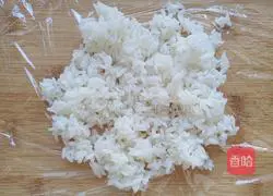 Illustration of how to make shredded potato rice balls 8