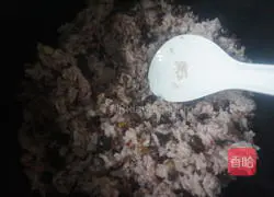 Coconut-flavored multi-grain eight-treasure rice recipe illustration 6