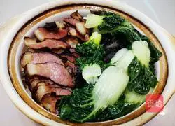 Illustration of how to make bacon clay pot rice 7