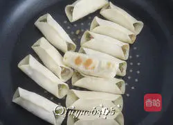 Illustration of how to make pot stickers 7