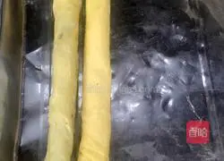 Illustration of how to make spring rolls 3