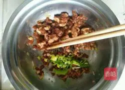 Illustration of how to make homemade pot stickers 3