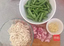 Illustration of braised beans and noodles (with handmade noodles) 2