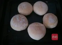 Illustration of how to bake pot stickers 9