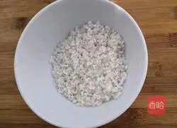 Illustration of how to make tomato, loofah and shrimp porridge 3