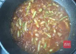 Illustration of how to make braised beans and noodles 12