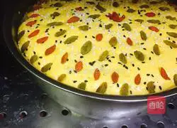 Illustration of how to make pumpkin hair cake 7