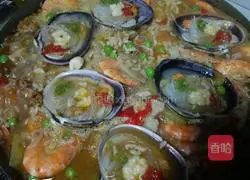 Illustration of how to make seafood and chicken risotto 14