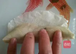 Illustration of how to make shepherd's purse spring rolls 16