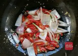 Illustration of how to make Huajia Rice Noodles 6