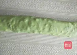 Illustration of how to make contrasting ham and chive rolls 8