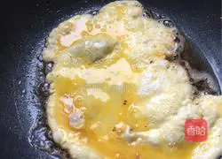 Illustration of how to make stir-fried rice noodles with mushrooms and lean meat 3