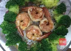 Illustration of how to make shrimp baked rice 10