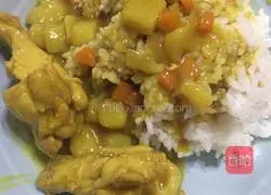 Illustration of how to make curry chicken leg rice 6