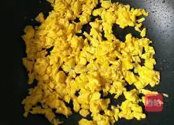 Illustration of how to make pot sticker dumplings 4