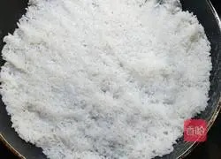 Illustration of how to make homemade crispy rice porridge at home 2