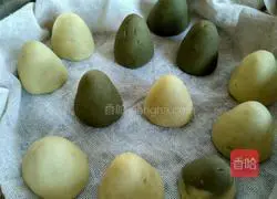 Illustration of how to make soft and glutinous steamed buns 10