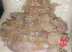 Illustration of how to make a mixed noodle box 5