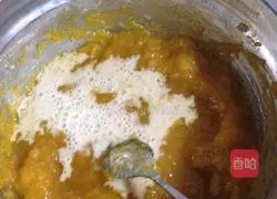 Illustration of how to make pumpkin hair cake 6