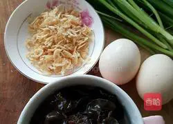 Illustration of how to make leek and egg vegetable box 3