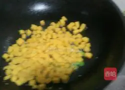 Illustration of how to make fried steamed buns 5