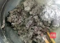 Illustration of how to make black rice cake 3