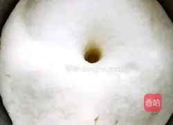 Illustration of how to make salt and pepper rolls 5