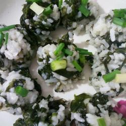 Seaweed rice balls