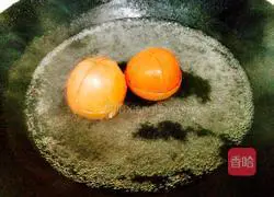 Illustration of how to make Italian spiral noodles 3