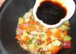 Illustration of how to make carrot and potato braised rice 10
