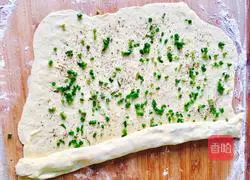 Illustration of how to make corn rolls 10