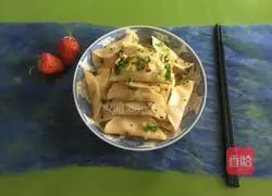 Illustration of how to make corn and meat pot stickers 18