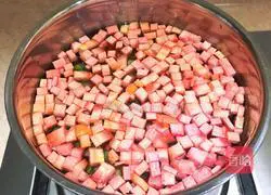 Sichuan - Sausage and Porcini Mushroom Braised Rice Recipe Illustration 3