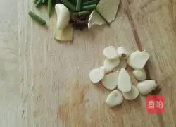 Zhu Xiao Illustration of how to make braised beans and noodles 4