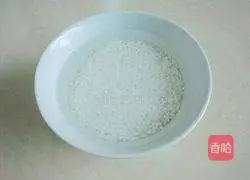 Illustration of how to make white sugar soy milk porridge 1