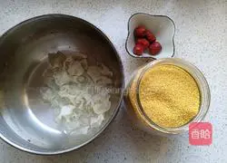 Illustration of how to make white fungus, red dates and millet porridge 2