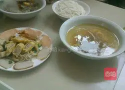 Yunnan Illustration of how to make rice noodles 1