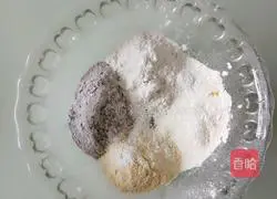 Illustration of how to make milk-flavored steamed cake 4