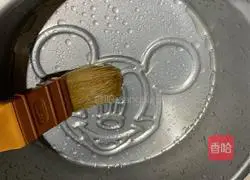 Illustration of how to make purple rice cake 9