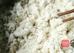 Illustration of how to make the Little Bear Frying Pan Version of Chive Box 2