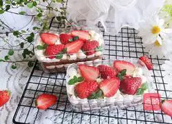 Strawberry Cocoa Box Cake Recipe Illustration 19