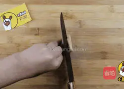 Fresh baby cabbage and shrimp porridge with low fat and easy digestion for 10-month-old babies [Xiaolu Youxian] Illustration of how to do it 4