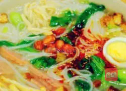 Illustration of how to make instant rice noodles in casserole 4