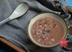 Illustration of making multigrain porridge 5