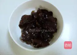 Illustration of how to make fried rice noodles 1