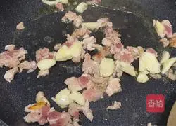 Illustration of how to make mushroom rice noodles 4